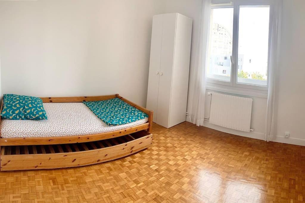Appartement Bien Situe ノワジー＝ル＝グラン エクステリア 写真